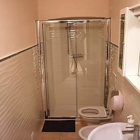 R.t. House's Hostel *