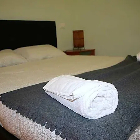 Hostel R.t. House's *