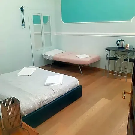 R.t. House's Hostel *