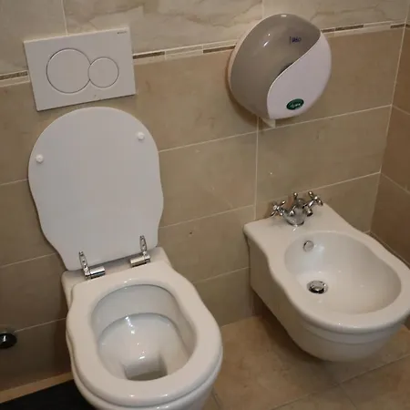 R.t. House's Hostel *