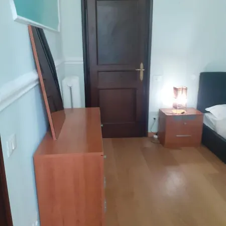 R.t. House's Albergue *