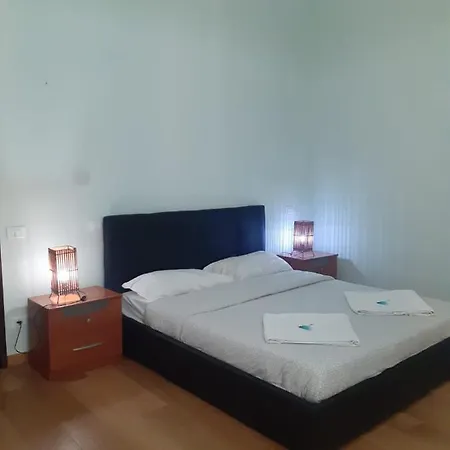 Albergue R.t. House's Roma