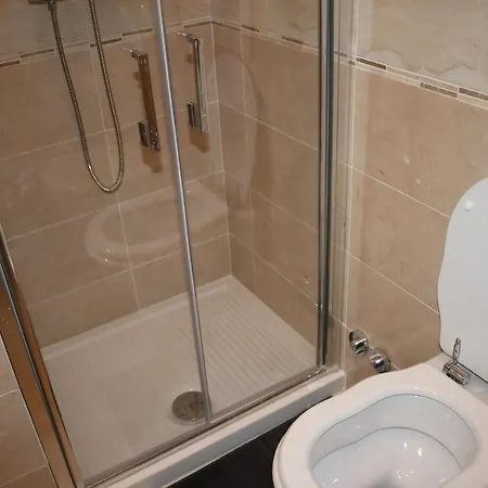 R.t. House's Albergue *